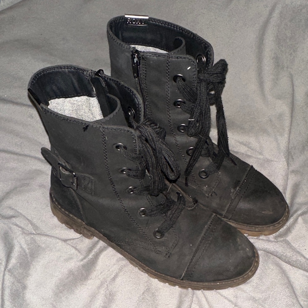 Roxy Black Combat Boots with Brown Soles